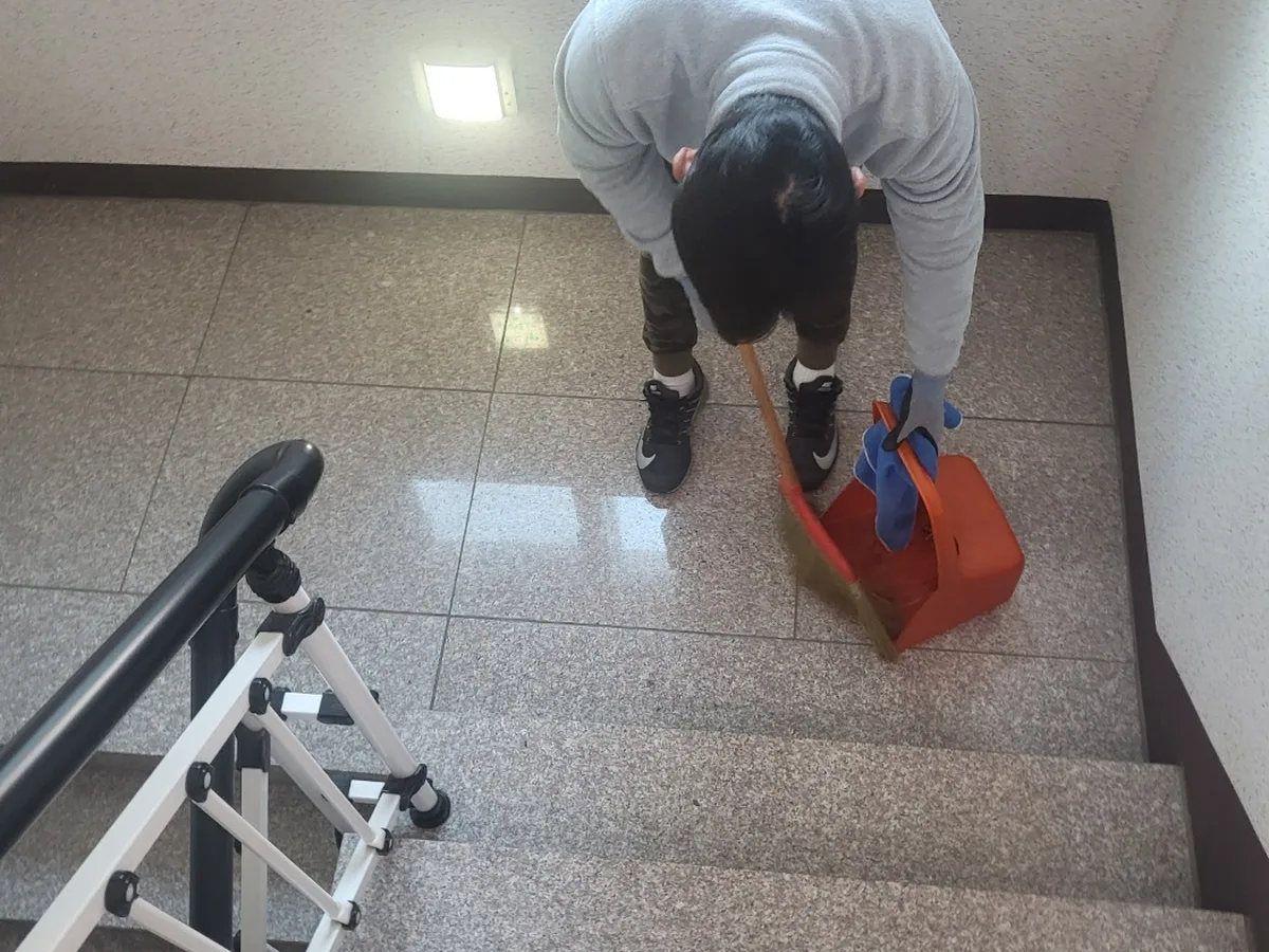 합천군 덕곡면 오피스 기계실 장비 주변 정밀 위생청소 사례 - 행진크린